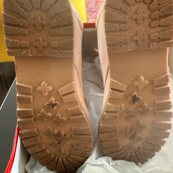 Women's Pink Guess Lace-Up Boots - Picture 5 of 9